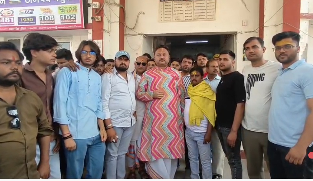 मृदुल कांत शास्त्री v/s श्रद्धालु मारपीट मामला : आरोपियों को मिली ज़मानत